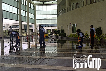 IguanaGrip Service Request